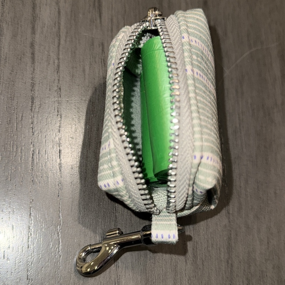 Waste Bag Holder 🐕 - Picture 6 of 8